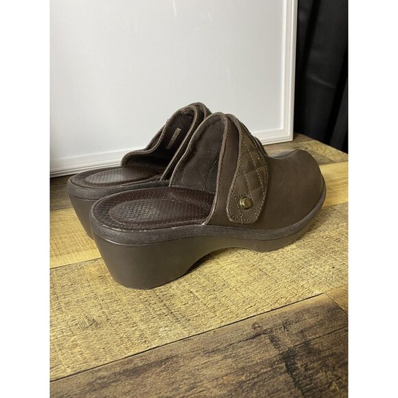 Crocs Cobbler Clogs Quilted Strap Womens Size 6 Mules Leather Brown Slip On - Picture 4 of 8